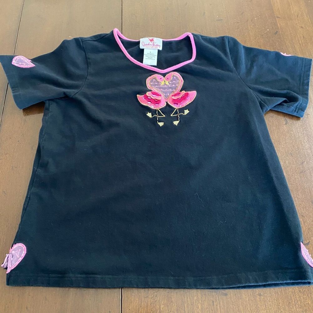Quacker Factory  Flamingo Hearts Shirt Womens Large Black